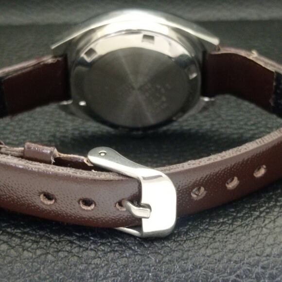 Vintage 1981 Citizen Automatic Womans Silver Watch W/daydate & Black accents main image 7